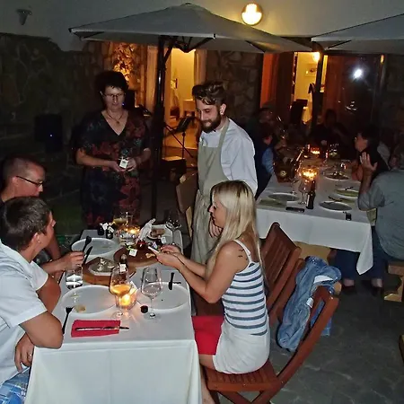 Farm stay Farm Domacija Butul Koper