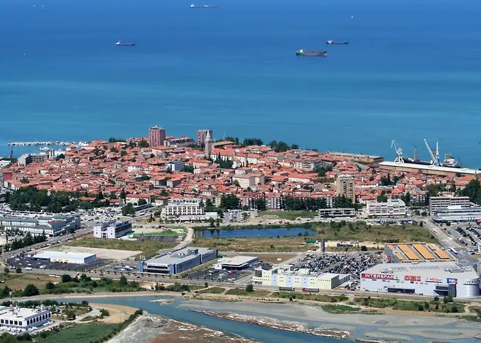 Farm Domacija Butul * Capodistria